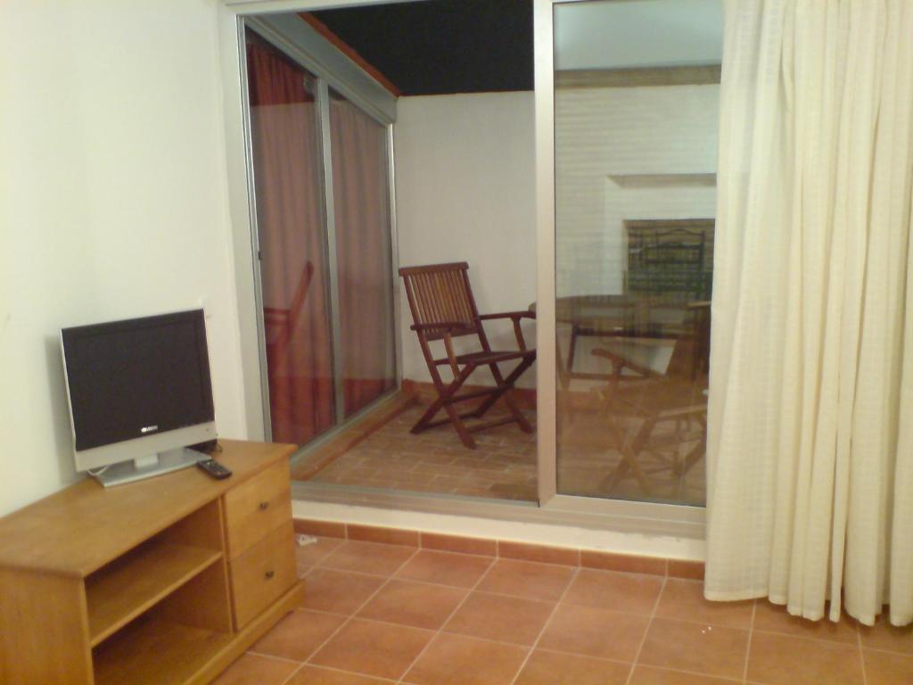 Apartaments Urbis Tarragona Habitación foto